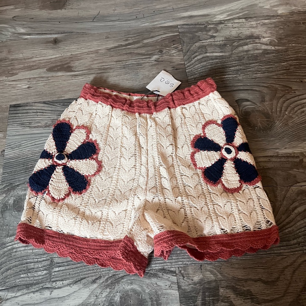Zara Cream and Red Floral Knit High Waist Shorts